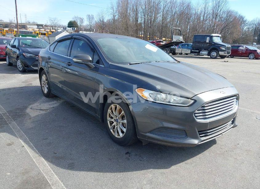 2015 Ford Fusion SE (VIN 3FA6P0H79FR219044) main photo