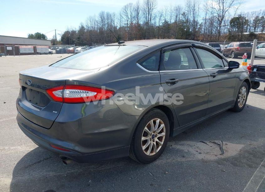 Photo 4 of 2015 Ford Fusion SE (VIN 3FA6P0H79FR219044)