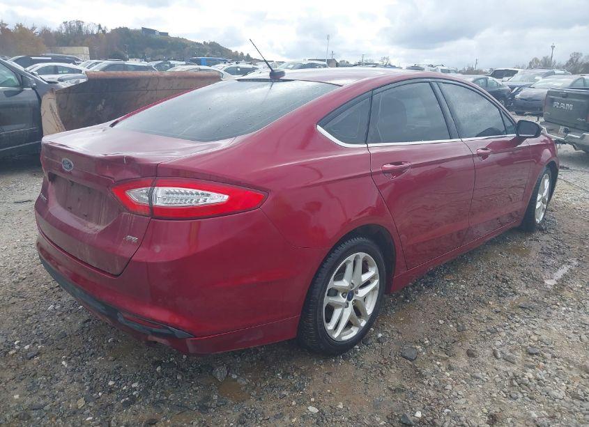 Photo 4 of 2016 Ford Fusion SE (VIN 3FA6P0H79GR121228)