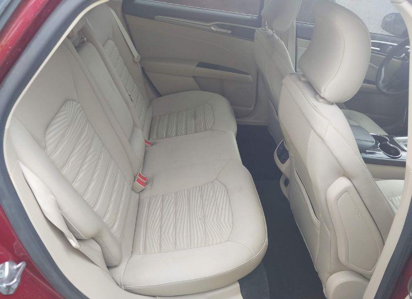 Photo 8 of 2016 Ford Fusion SE (VIN 3FA6P0H79GR121228)