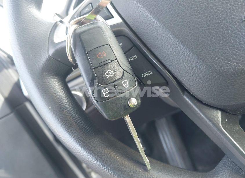 Photo 11 of 2016 Ford Fusion SE (VIN 3FA6P0H79GR121908)