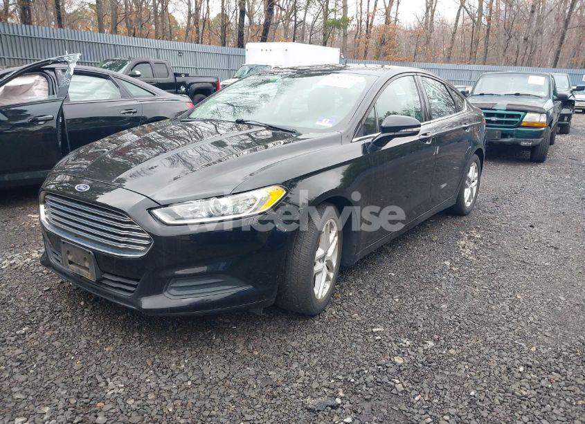 Photo 2 of 2016 Ford Fusion SE (VIN 3FA6P0H79GR138854)