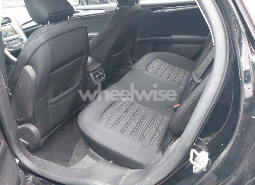 Photo 8 of 2016 Ford Fusion SE (VIN 3FA6P0H79GR138854)