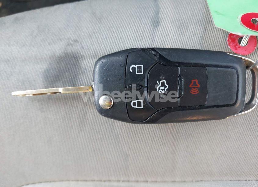 Photo 11 of 2016 Ford Fusion SE (VIN 3FA6P0H79GR146940)