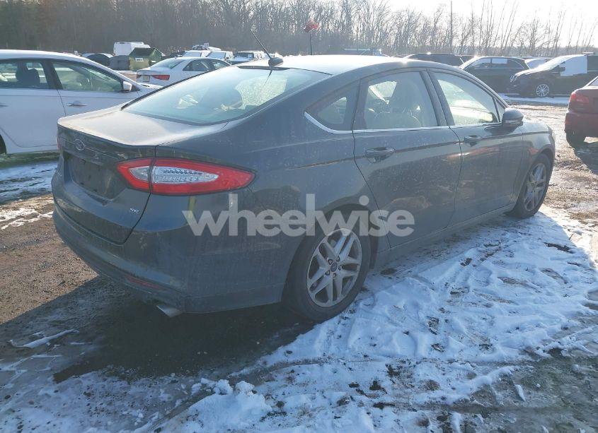 Photo 4 of 2016 Ford Fusion SE (VIN 3FA6P0H79GR146940)