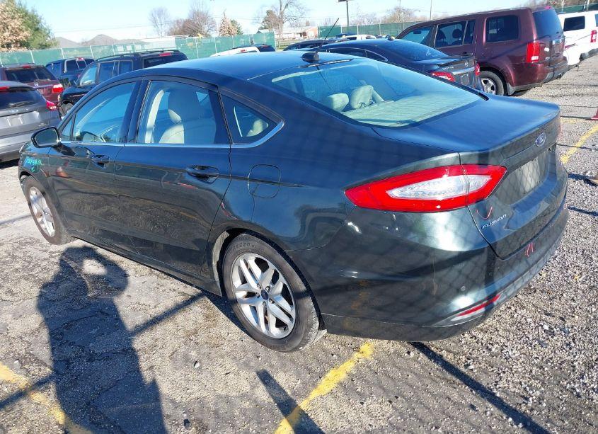 Photo 3 of 2016 Ford Fusion SE (VIN 3FA6P0H79GR200463)