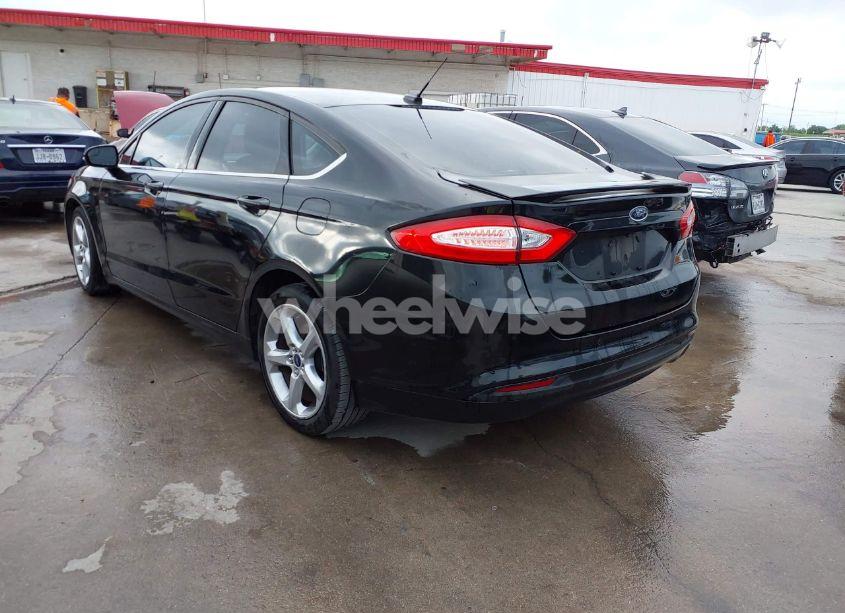 Photo 3 of 2016 Ford Fusion SE (VIN 3FA6P0H79GR213987)