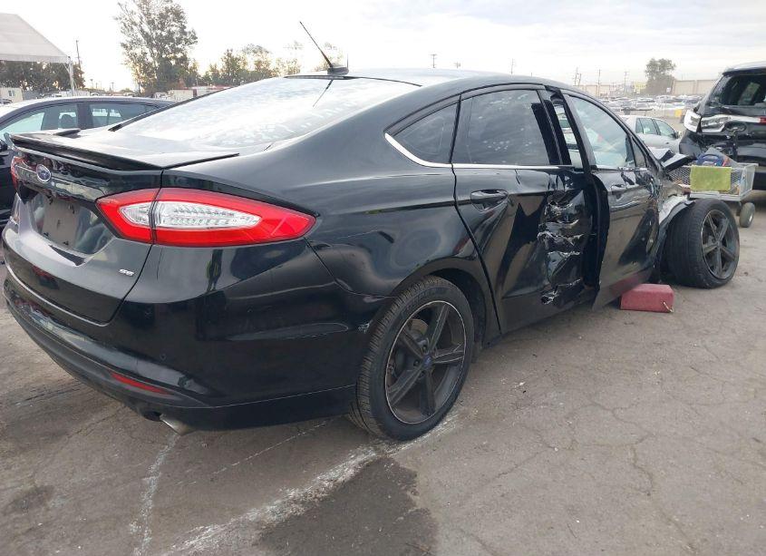 Photo 4 of 2016 Ford Fusion SE (VIN 3FA6P0H79GR259982)