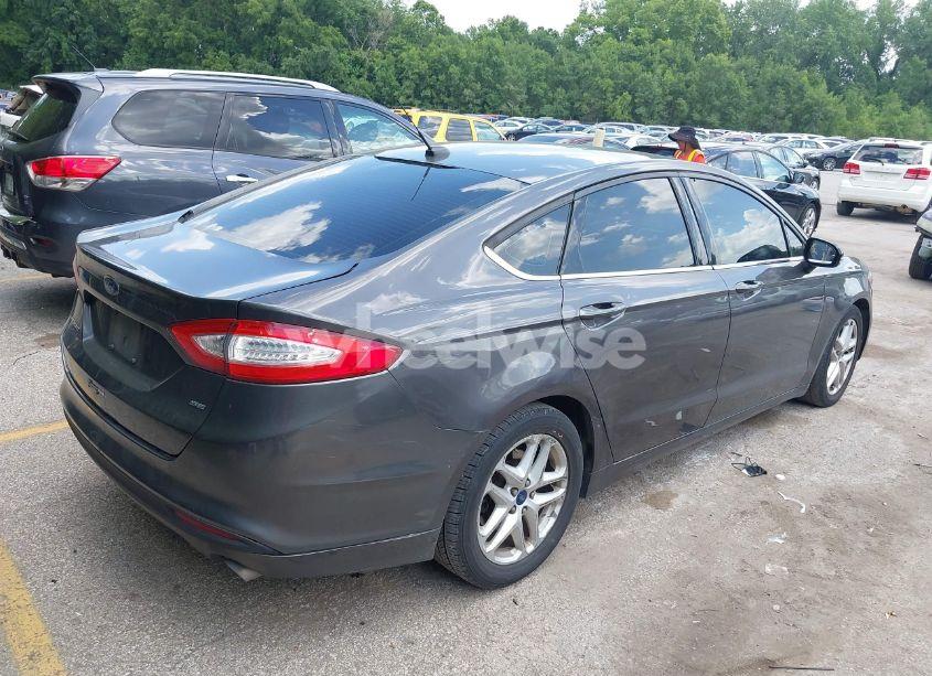Photo 4 of 2016 Ford Fusion SE (VIN 3FA6P0H79GR303463)