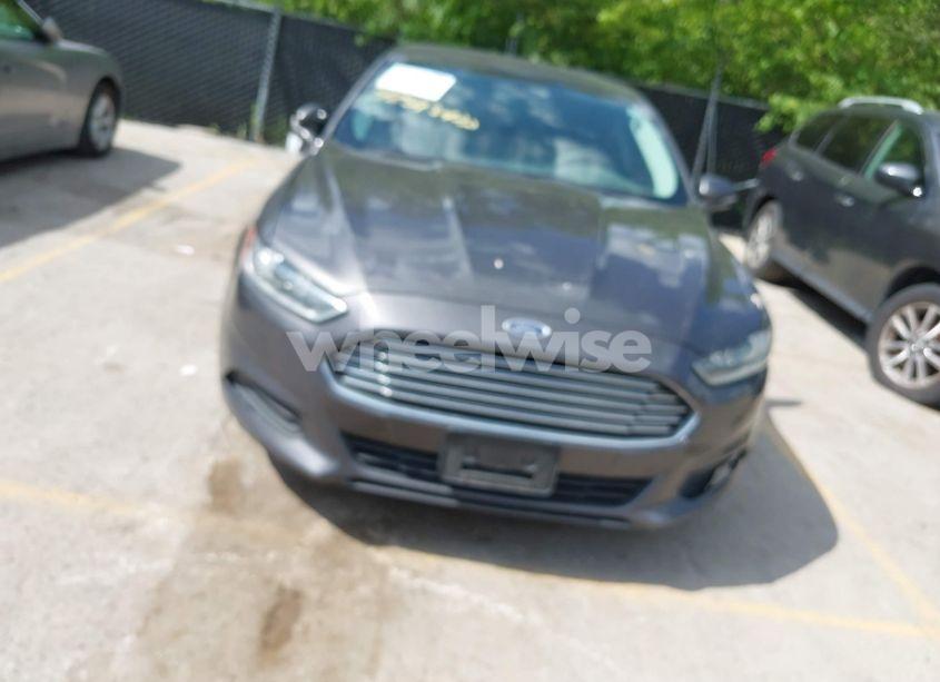 Photo 6 of 2016 Ford Fusion SE (VIN 3FA6P0H79GR303463)