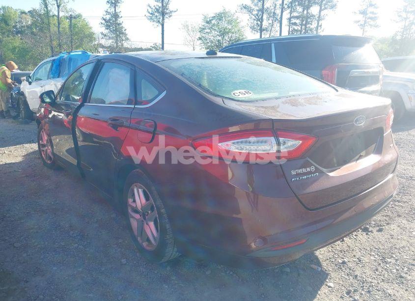 Photo 3 of 2016 Ford Fusion SE (VIN 3FA6P0H79GR310218)