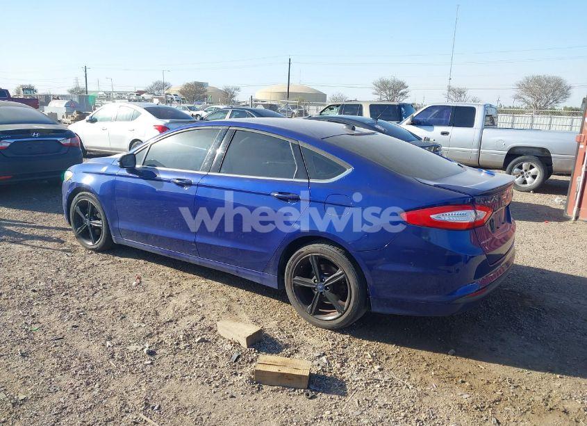 Photo 3 of 2016 Ford Fusion SE (VIN 3FA6P0H79GR340514)