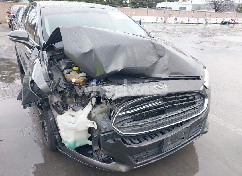 Photo 6 of 2016 Ford Fusion SE (VIN 3FA6P0H79GR359550)