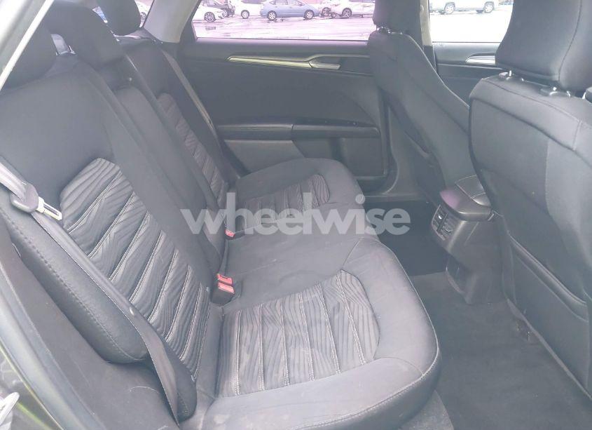 Photo 8 of 2016 Ford Fusion SE (VIN 3FA6P0H79GR359550)