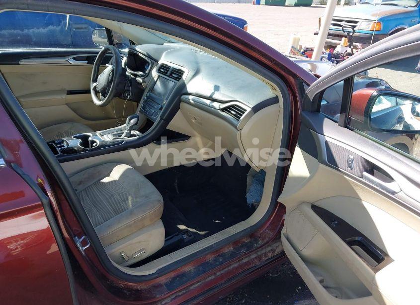 Photo 5 of 2016 Ford Fusion SE (VIN 3FA6P0H79GR383542)