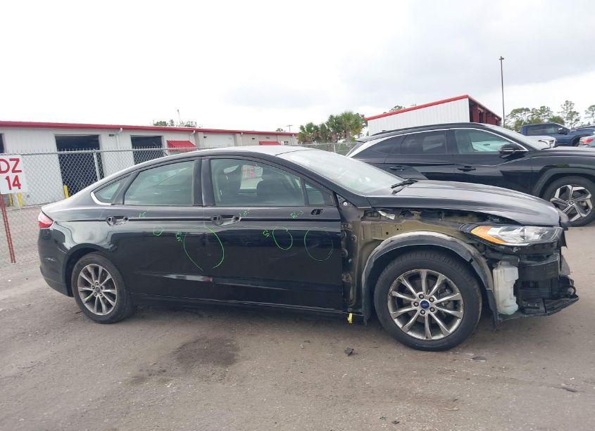 Photo 14 of 2017 Ford Fusion SE (VIN 3FA6P0H79HR125927)