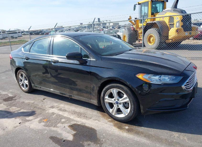 2017 Ford Fusion SE (VIN 3FA6P0H79HR131016) main photo