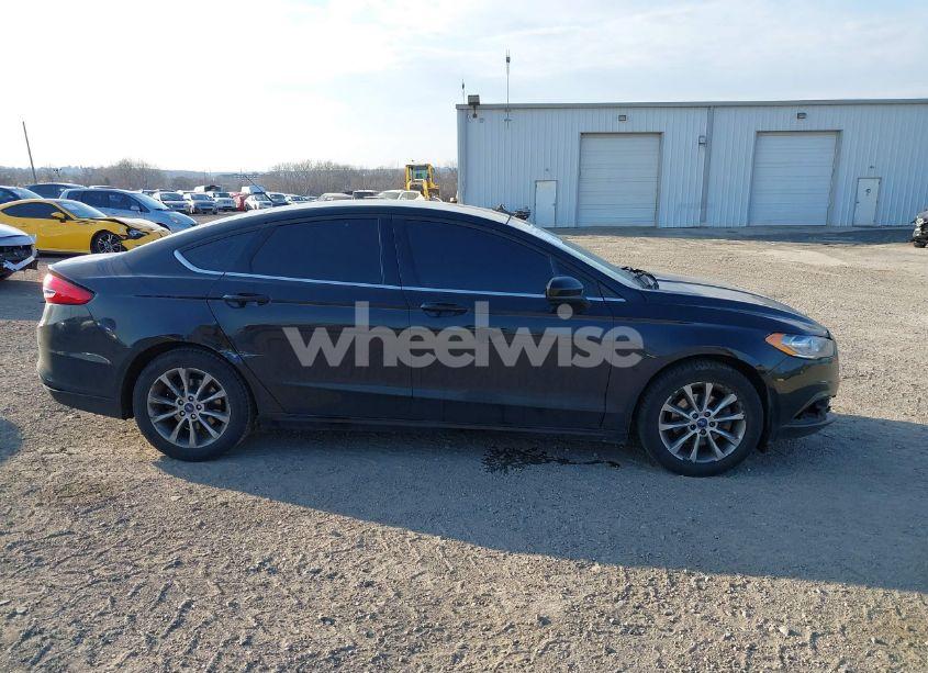Photo 13 of 2017 Ford Fusion SE (VIN 3FA6P0H79HR150374)