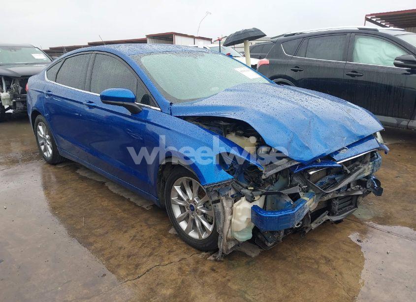 2017 Ford Fusion SE (VIN 3FA6P0H79HR170835) main photo