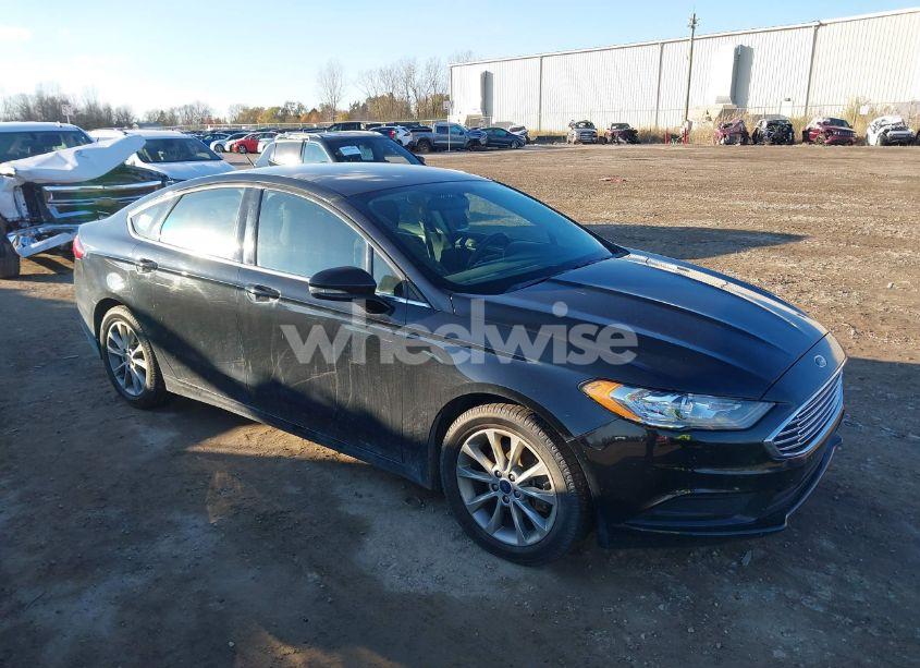 2017 Ford Fusion SE (VIN 3FA6P0H79HR192317) main photo