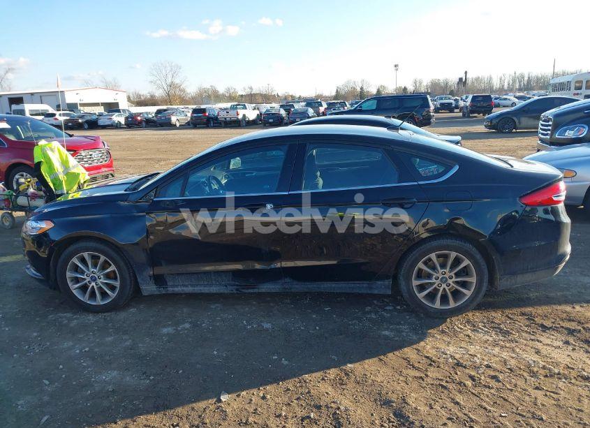 Photo 14 of 2017 Ford Fusion SE (VIN 3FA6P0H79HR192317)