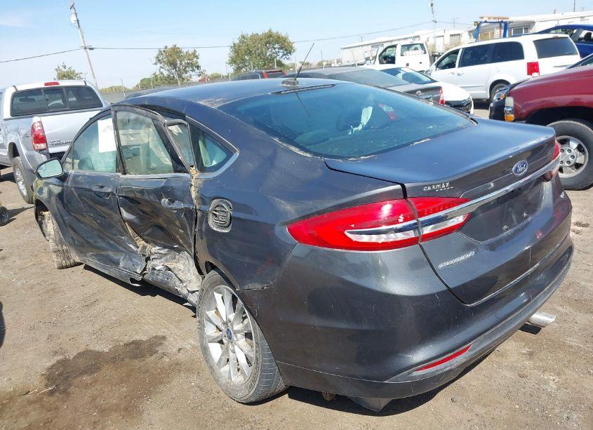 Photo 3 of 2017 Ford Fusion SE (VIN 3FA6P0H79HR201176)