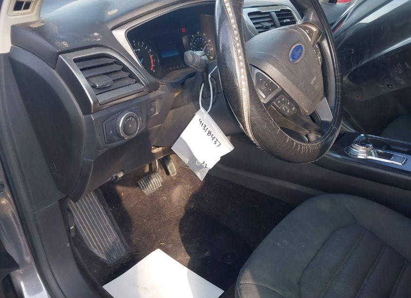 Photo 18 of 2017 Ford Fusion SE (VIN 3FA6P0H79HR215854)