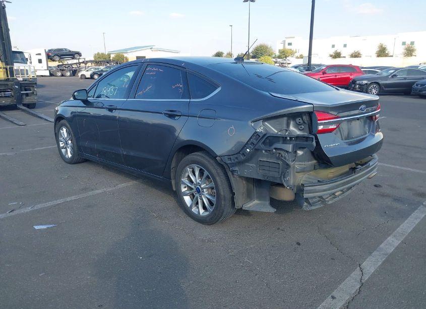 Photo 3 of 2017 Ford Fusion SE (VIN 3FA6P0H79HR215854)