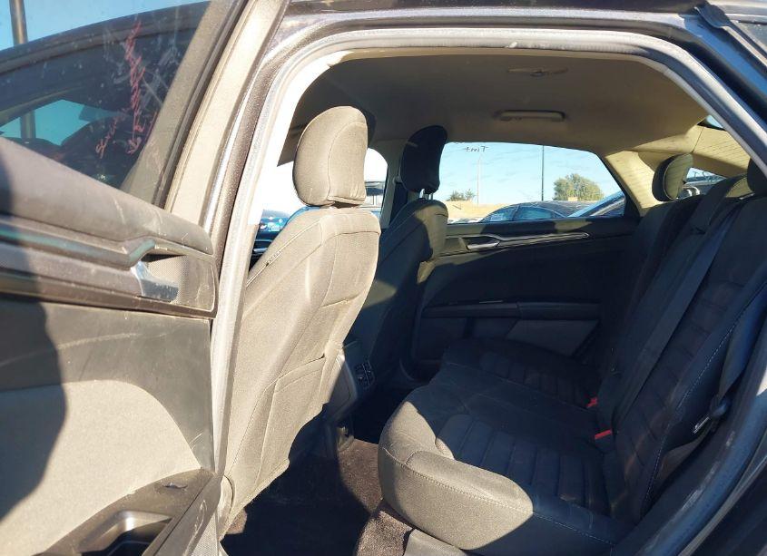 Photo 8 of 2017 Ford Fusion SE (VIN 3FA6P0H79HR215854)