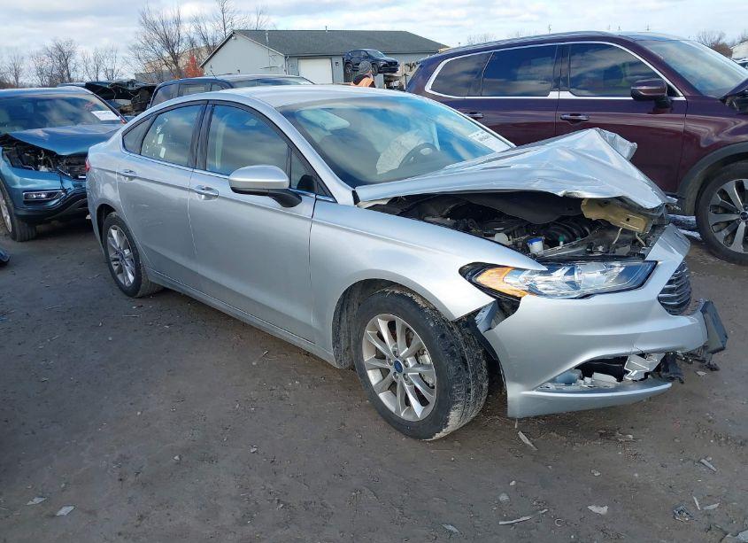 2017 Ford Fusion SE (VIN 3FA6P0H79HR288996) main photo