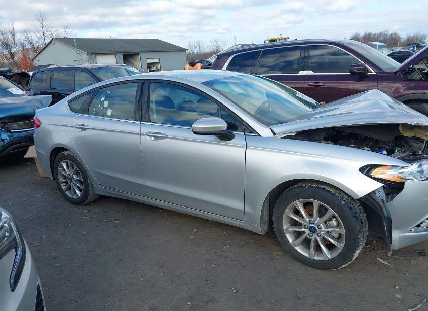 Photo 12 of 2017 Ford Fusion SE (VIN 3FA6P0H79HR288996)