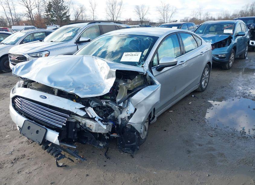 Photo 2 of 2017 Ford Fusion SE (VIN 3FA6P0H79HR288996)