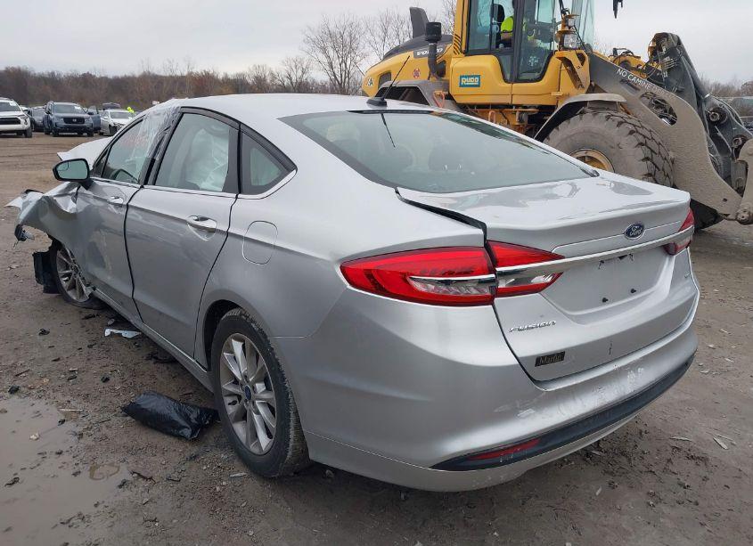 Photo 3 of 2017 Ford Fusion SE (VIN 3FA6P0H79HR288996)