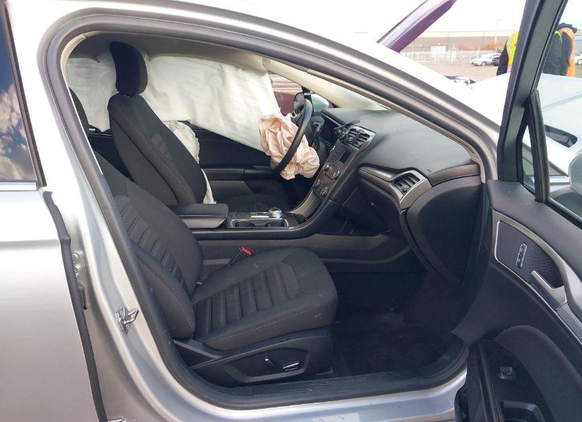 Photo 5 of 2017 Ford Fusion SE (VIN 3FA6P0H79HR288996)