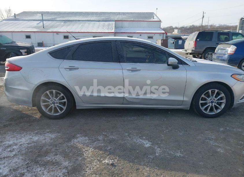 Photo 13 of 2017 Ford Fusion SE (VIN 3FA6P0H79HR292482)
