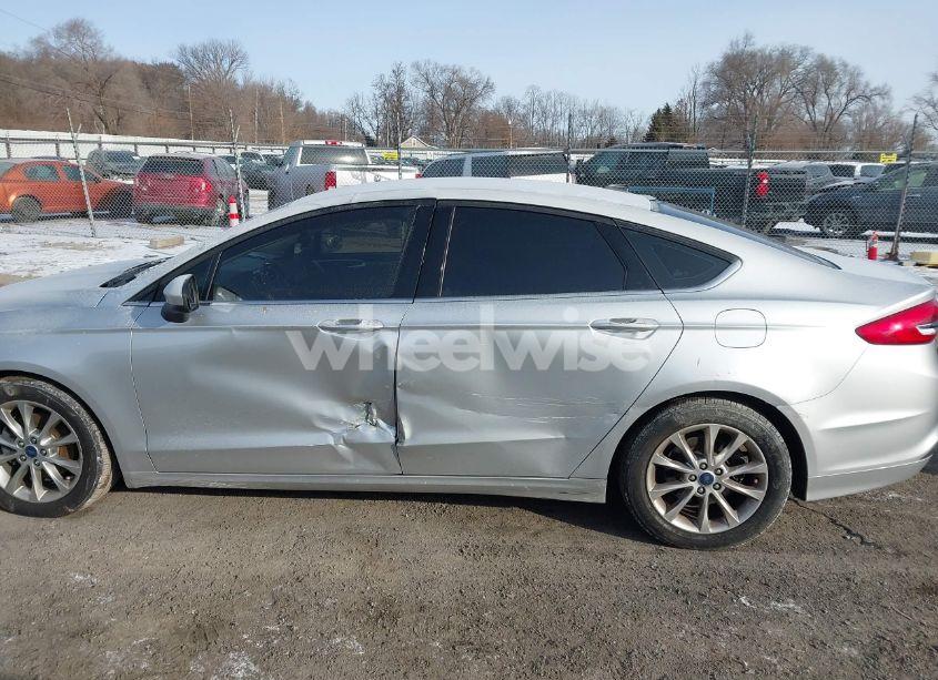 Photo 14 of 2017 Ford Fusion SE (VIN 3FA6P0H79HR292482)