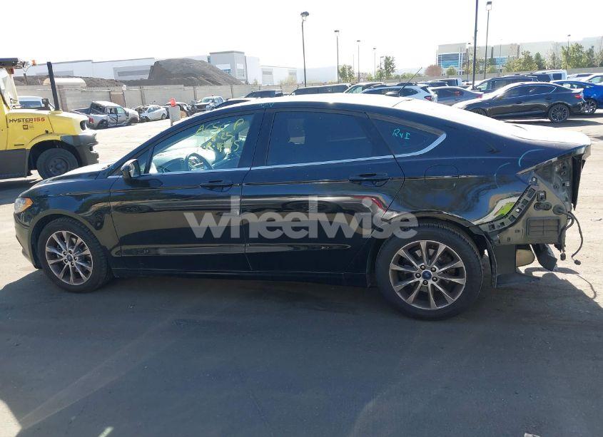 Photo 15 of 2017 Ford Fusion SE (VIN 3FA6P0H79HR299593)