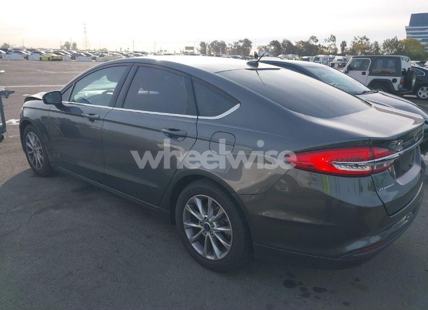 Photo 14 of 2017 Ford Fusion SE (VIN 3FA6P0H79HR379542)