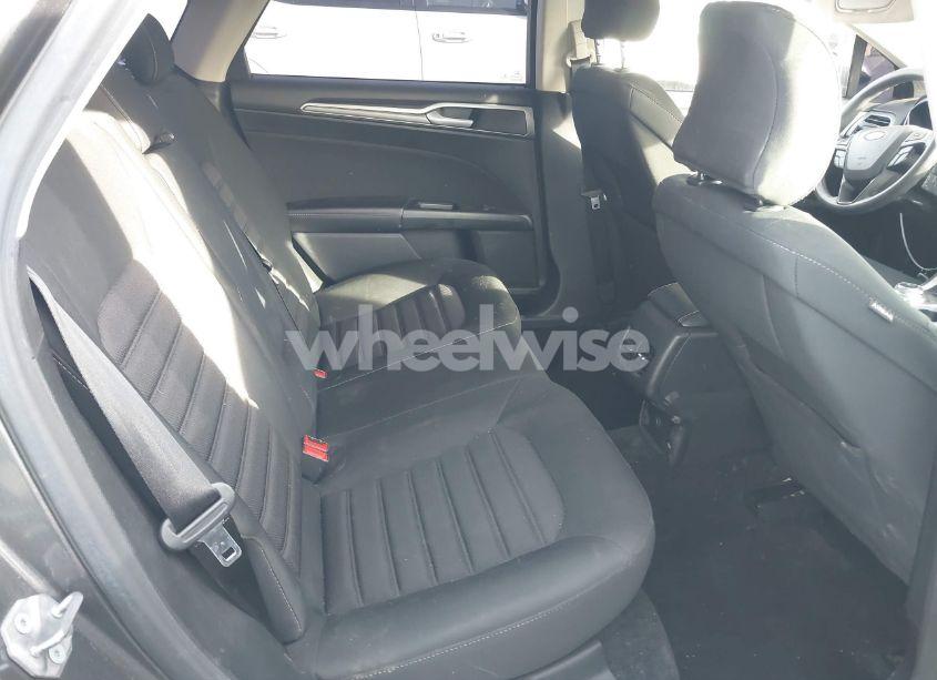 Photo 8 of 2017 Ford Fusion SE (VIN 3FA6P0H79HR379542)