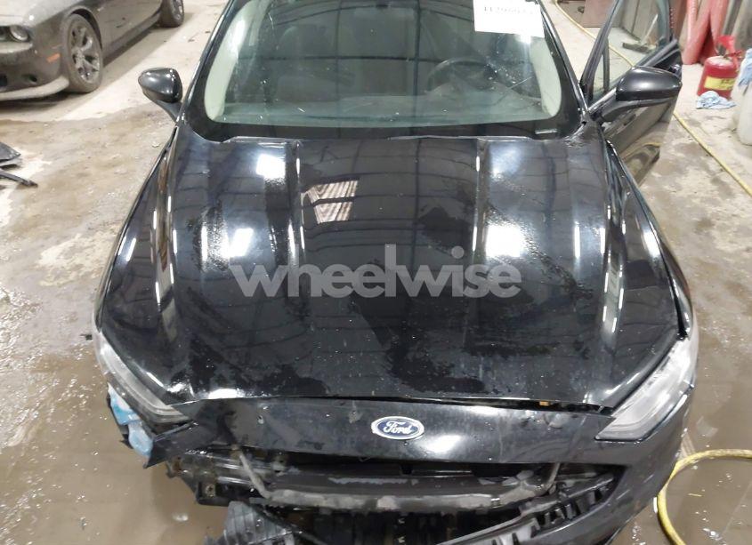 Photo 10 of 2017 Ford Fusion SE (VIN 3FA6P0H79HR384207)