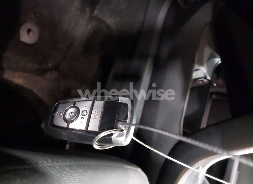 Photo 11 of 2017 Ford Fusion SE (VIN 3FA6P0H79HR384207)