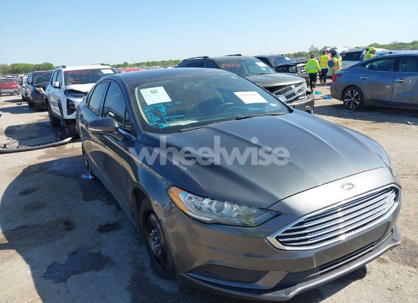 2017 Ford Fusion SE (VIN 3FA6P0H79HR412250) main photo