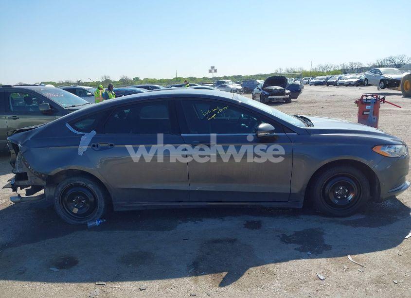 Photo 13 of 2017 Ford Fusion SE (VIN 3FA6P0H79HR412250)