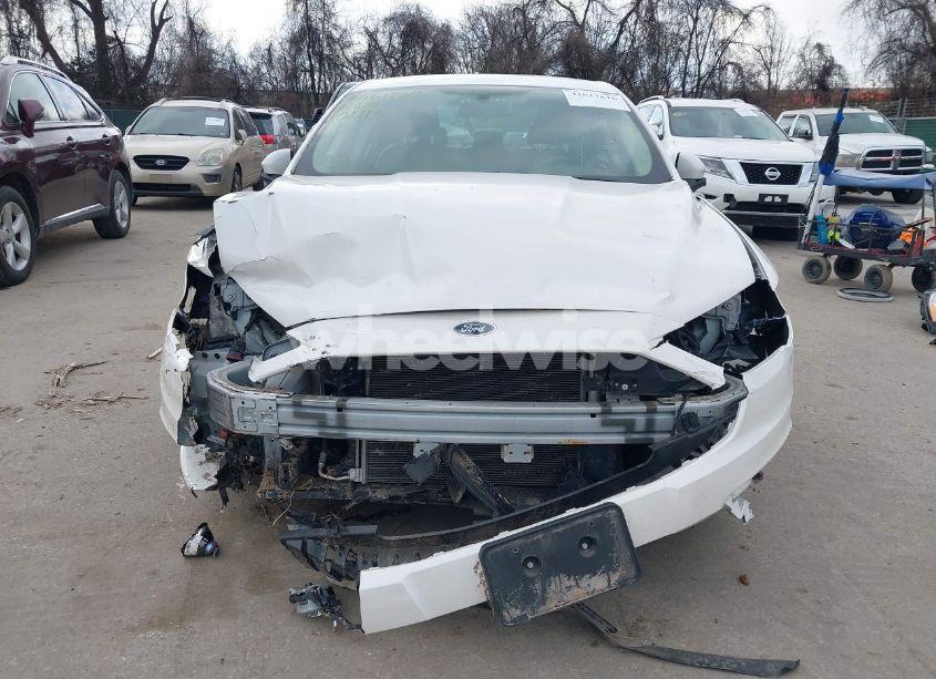 Photo 13 of 2018 Ford Fusion SE (VIN 3FA6P0H79JR107451)