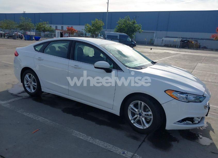 2018 Ford Fusion SE (VIN 3FA6P0H79JR278099) main photo