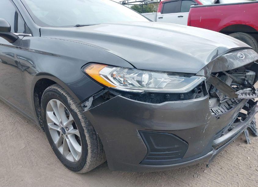 Photo 18 of 2019 Ford Fusion SE (VIN 3FA6P0H79KR123411)