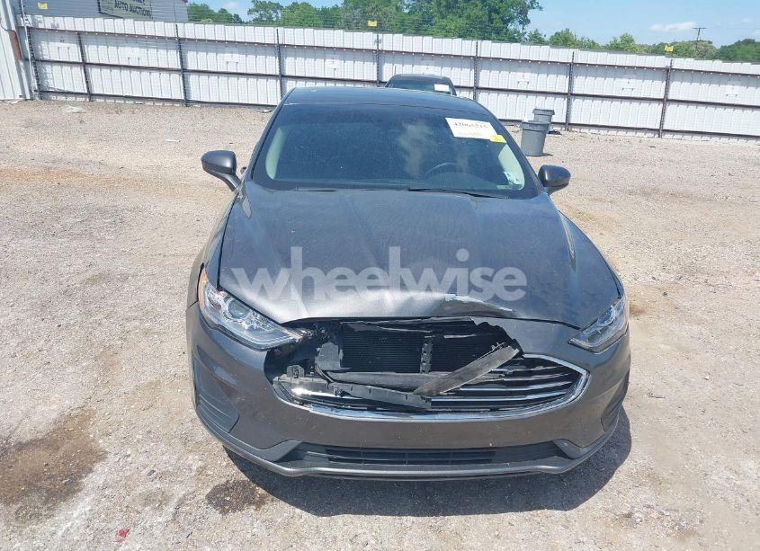 Photo 13 of 2020 Ford Fusion SE (VIN 3FA6P0H79LR118534)
