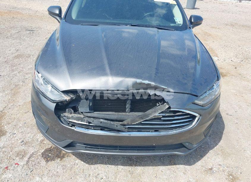Photo 6 of 2020 Ford Fusion SE (VIN 3FA6P0H79LR118534)