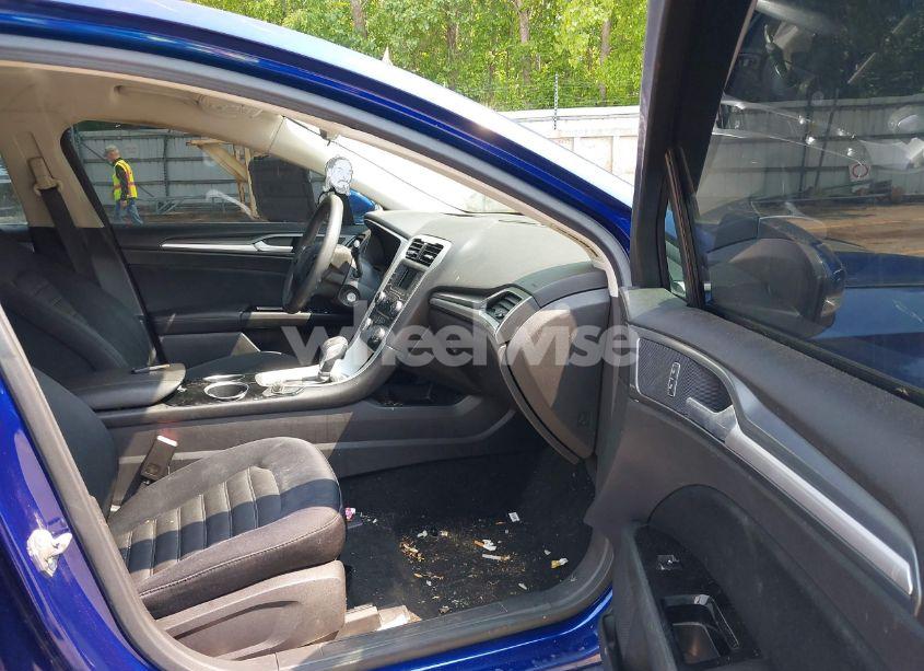 Photo 5 of 2013 Ford Fusion SE (VIN 3FA6P0H7XDR105003)