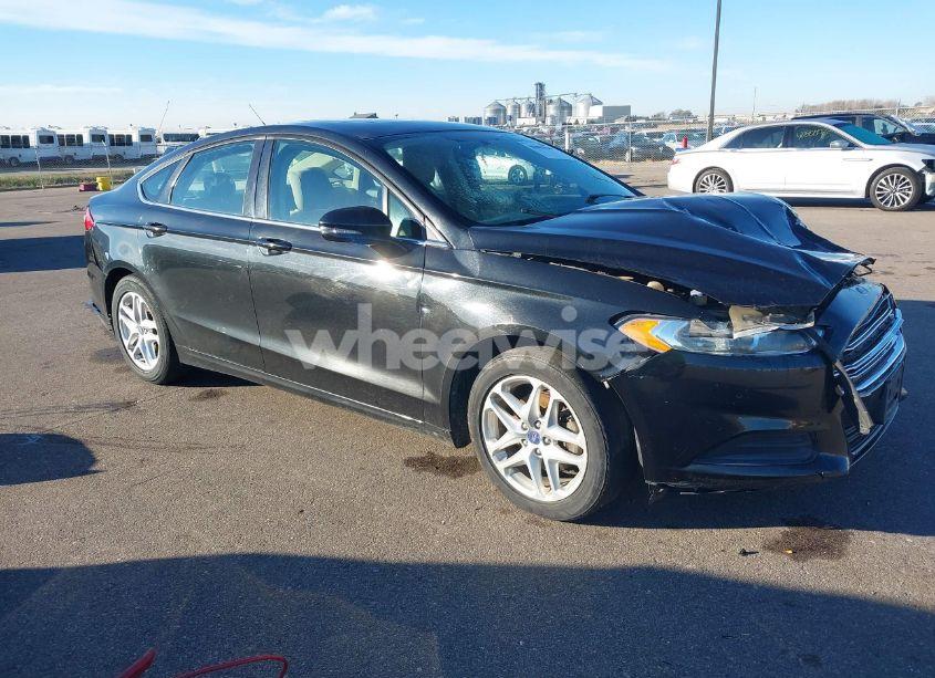 2013 Ford Fusion SE (VIN 3FA6P0H7XDR113716) main photo